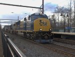 CSX 4712 leads M410